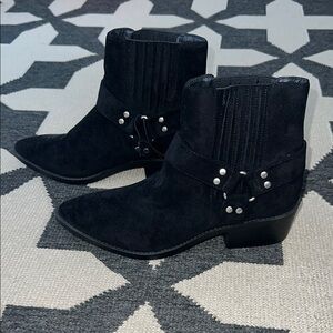 Forever 21 Black Faux Suede Buckle Moto Ankle Booties